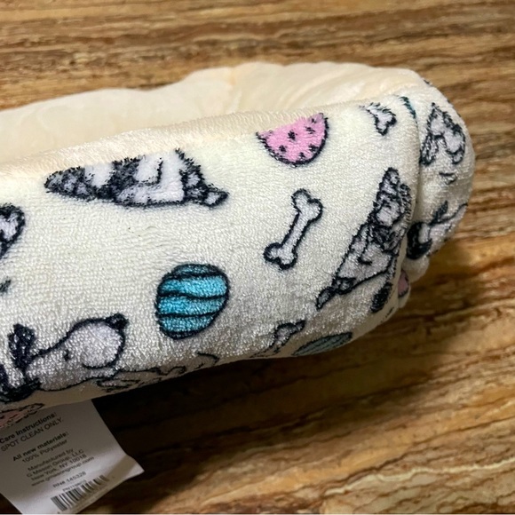 Peanuts - Picture 4 of 5